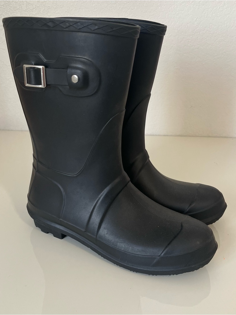 Women's Black Waterproof Rain Boots - Size 9